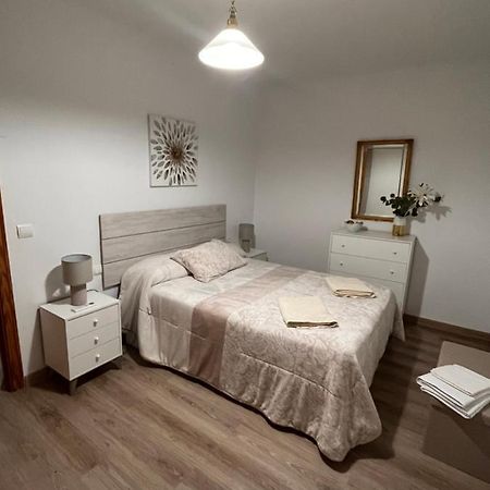 Apartamentos El Peligro Archidona Esterno foto