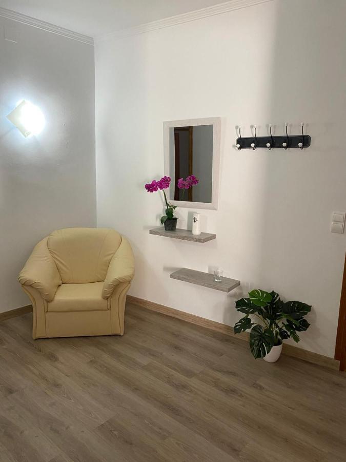 Apartamentos El Peligro Archidona Esterno foto