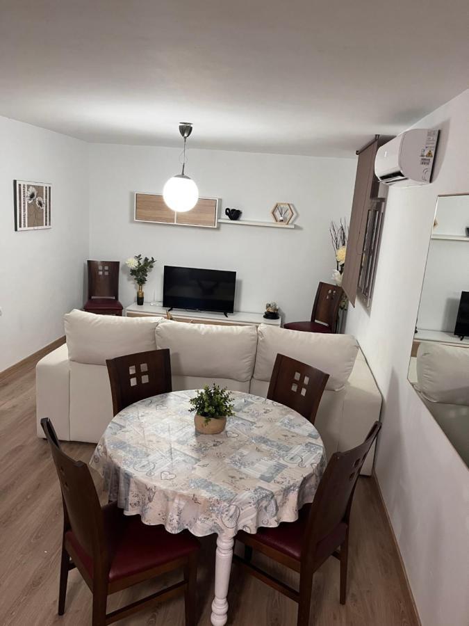 Apartamentos El Peligro Archidona Esterno foto