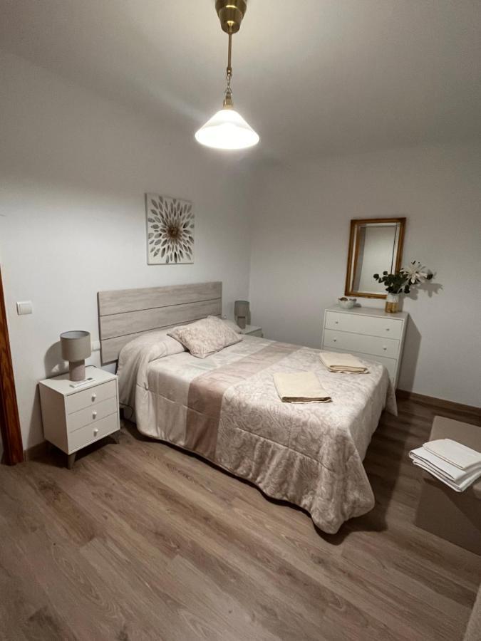 Apartamentos El Peligro Archidona Esterno foto